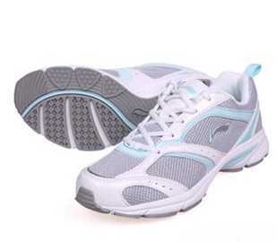 經典運動鞋履，李寧ARHE016-2跑步鞋批發指南